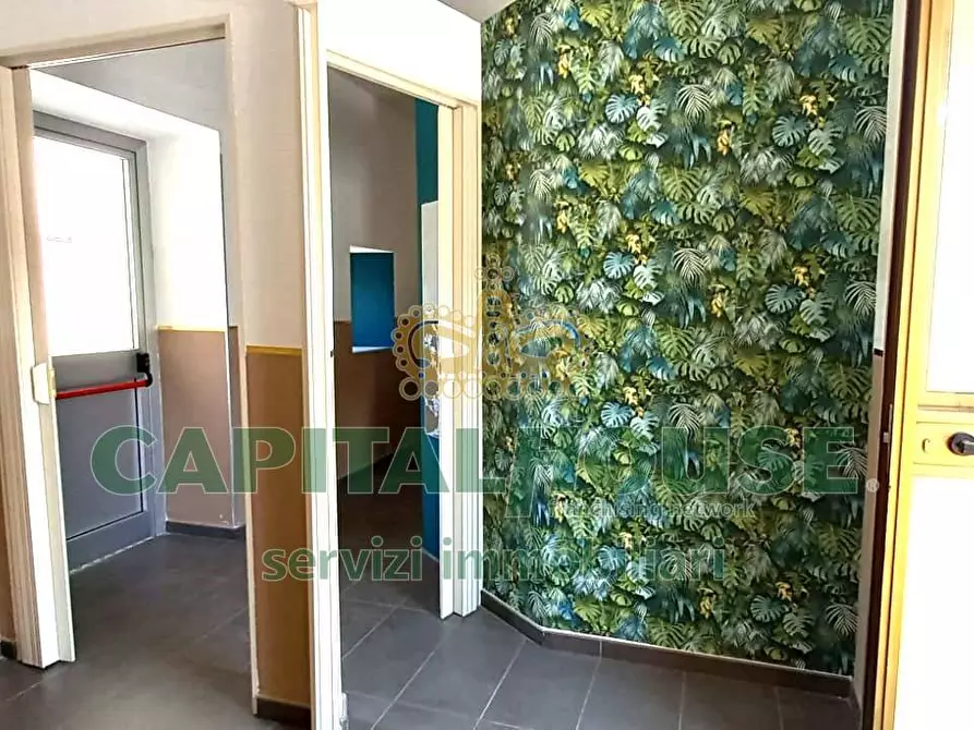 Immagine 4 di Locale commerciale in affitto  in VIALE LIBERTà a Capua