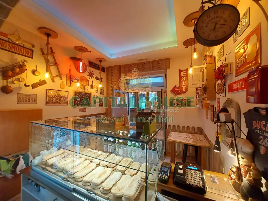 Immagine 2 di Attività commerciale in vendita  in VIA TRIESTE a Mercato San Severino
