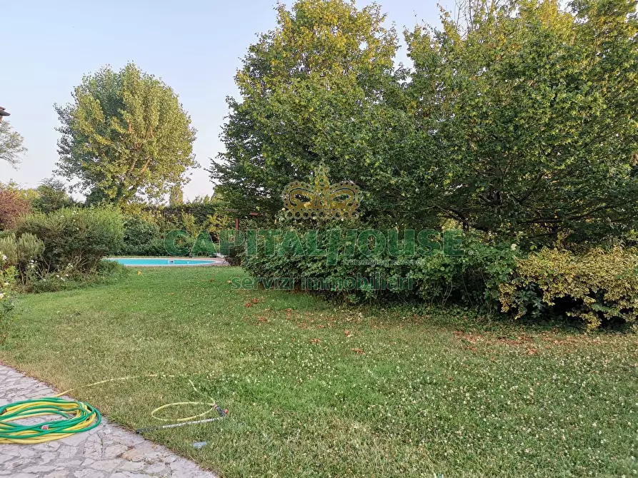 Immagine 31 di Villa in affitto  in Via Seragnoli a Bologna