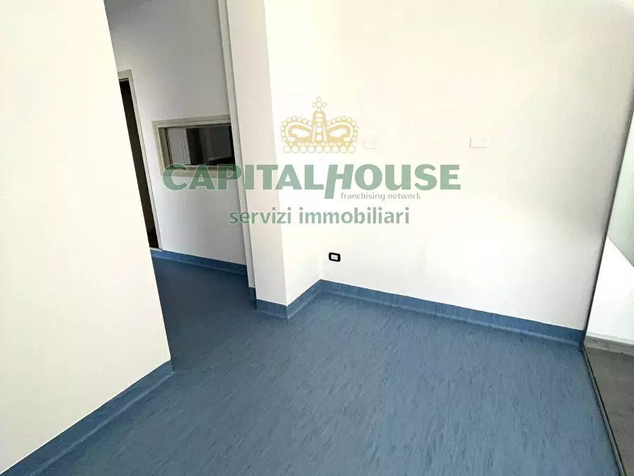 Immagine 23 di Locale commerciale in affitto  in zona supermercato Decò a Santa Maria Capua Vetere