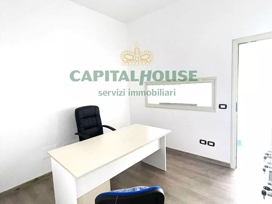 Immagine 24 di Locale commerciale in affitto  in zona supermercato Decò a Santa Maria Capua Vetere