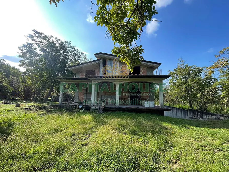 Immagine 24 di Villa in vendita  in avella a Avella