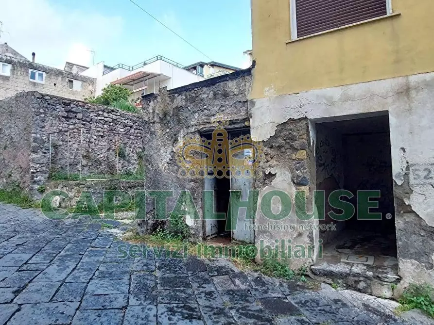 Immagine 7 di Box auto in vendita  a Ottaviano