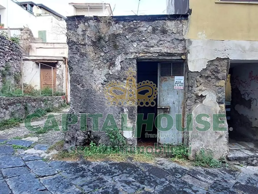 Immagine 2 di Box auto in vendita  a Ottaviano