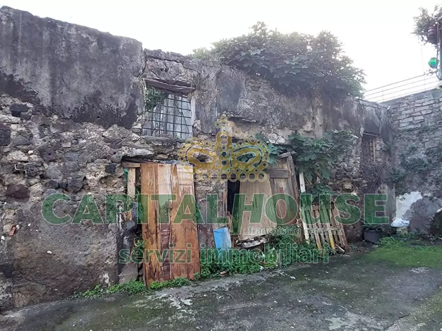 Immagine 2 di Box auto in vendita  in via piediterra a Ottaviano