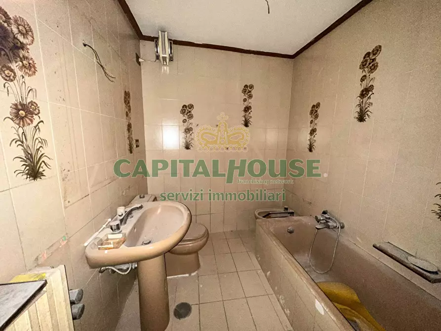 Immagine 10 di Appartamento in vendita  in zona piazza dei giudici a Capua