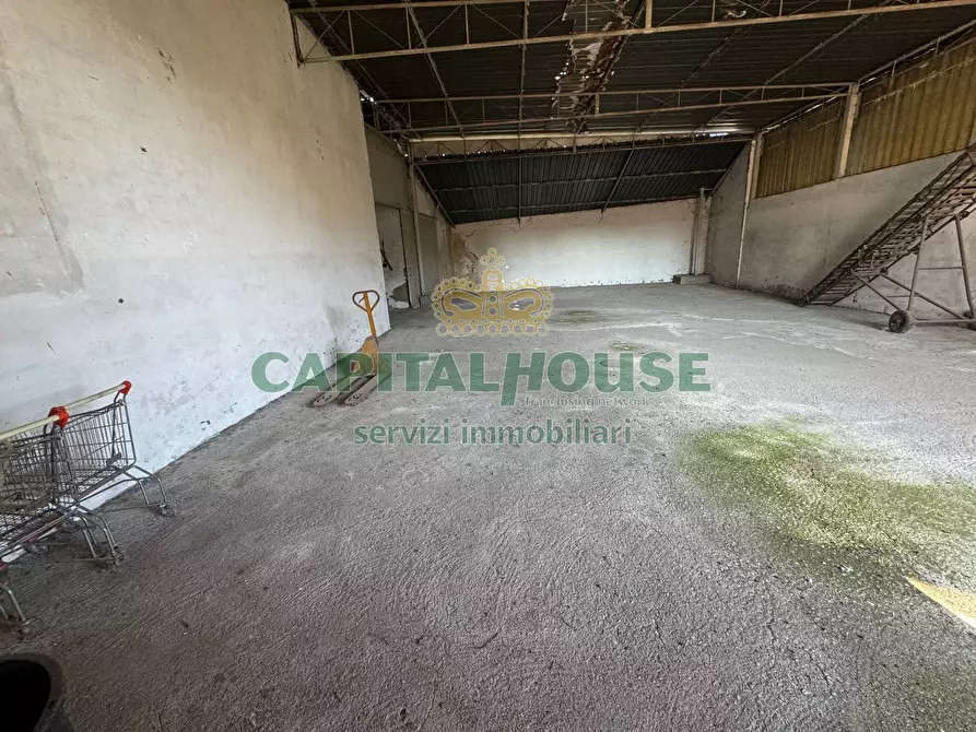 Immagine 3 di Locale commerciale in affitto  in somma vesuviana a Somma Vesuviana