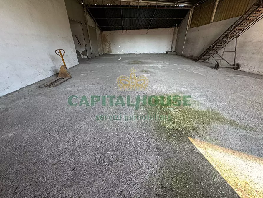 Immagine 4 di Locale commerciale in affitto  in somma vesuviana a Somma Vesuviana