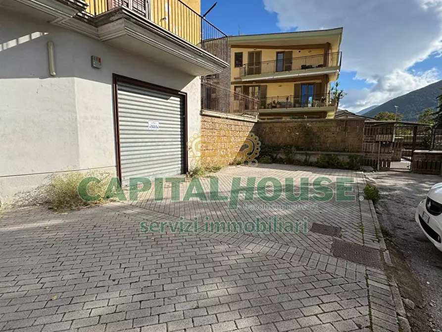 Immagine 21 di Locale commerciale in vendita  in mugnano del cardinale a Mugnano Del Cardinale