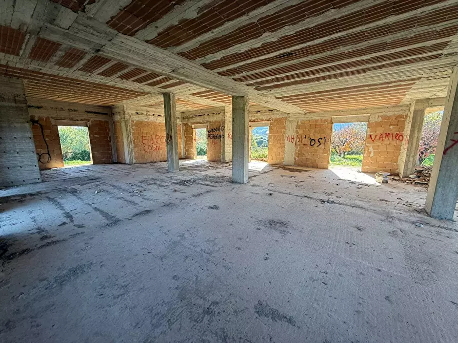 Immagine 5 di Villa in vendita  in Via Piro a Mercato San Severino