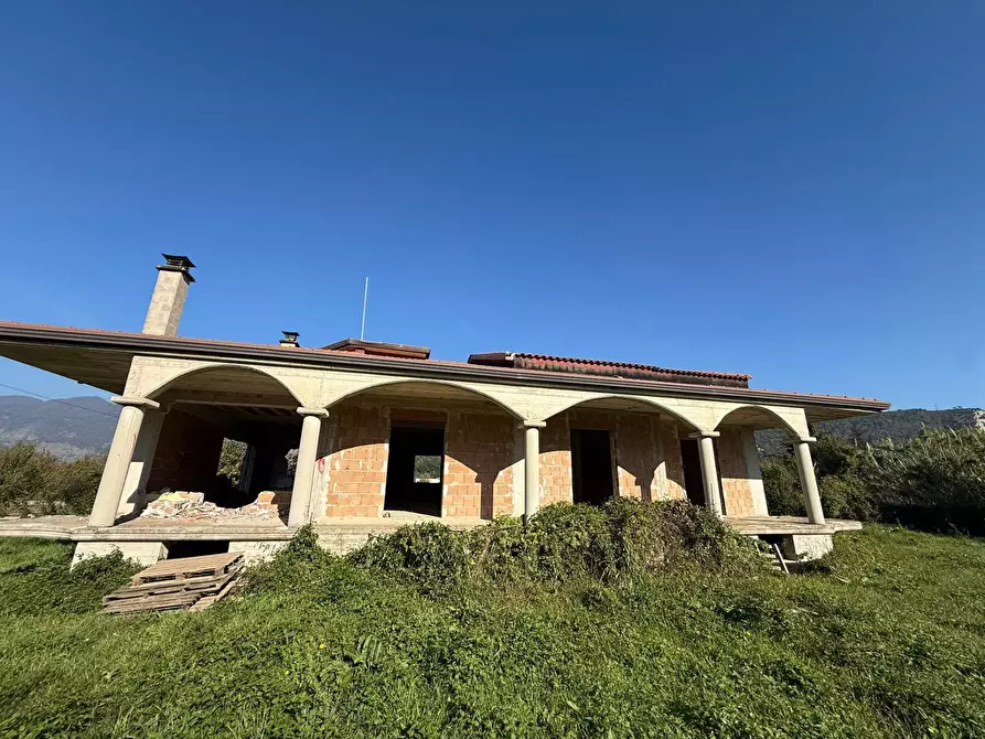 Immagine 3 di Villa in vendita  in Via Piro a Mercato San Severino