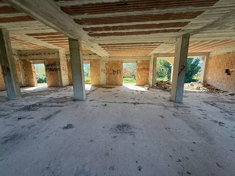 Immagine 10 di Villa in vendita  in Via Piro a Mercato San Severino