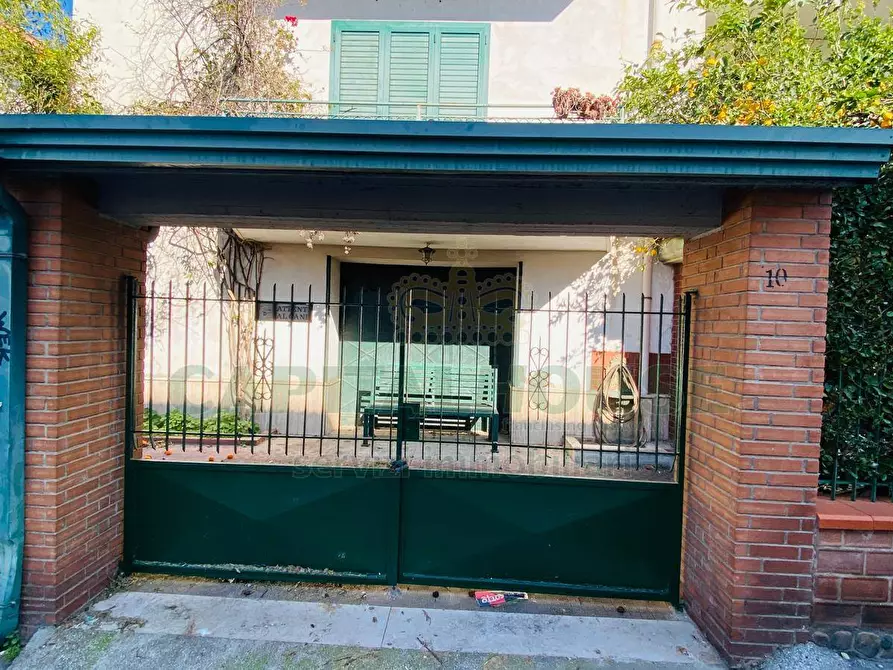 Immagine 5 di Villa in vendita  in sirignano a Sirignano