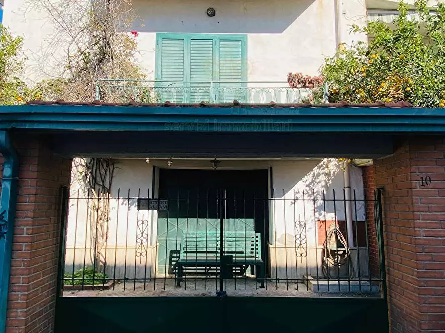 Immagine 6 di Villa in vendita  in sirignano a Sirignano