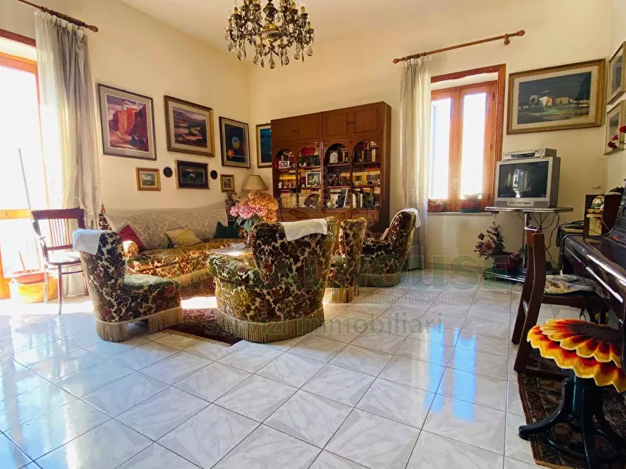 Immagine 26 di Villa in vendita  in sirignano a Sirignano