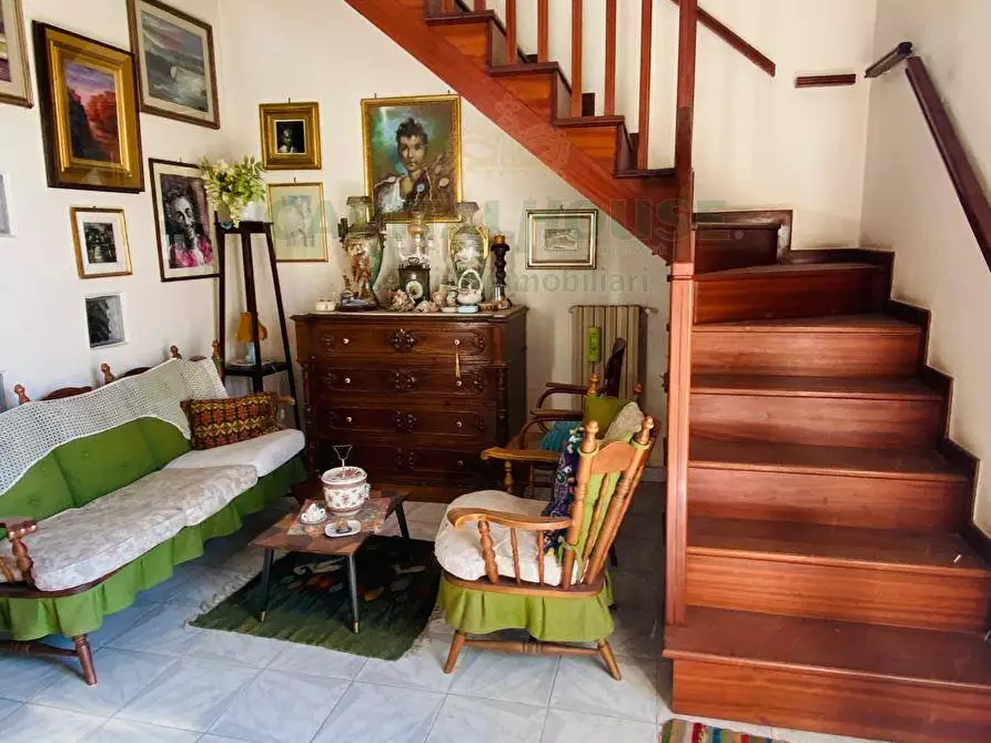 Immagine 28 di Villa in vendita  in sirignano a Sirignano