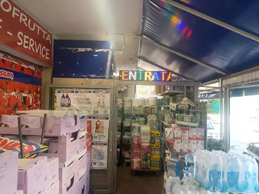 Immagine 4 di Locale commerciale in affitto  in Viale Italia a Capodrise