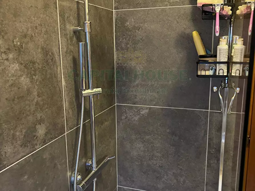 Immagine 25 di Appartamento in vendita  in Via Francesco Zanardi a Bologna