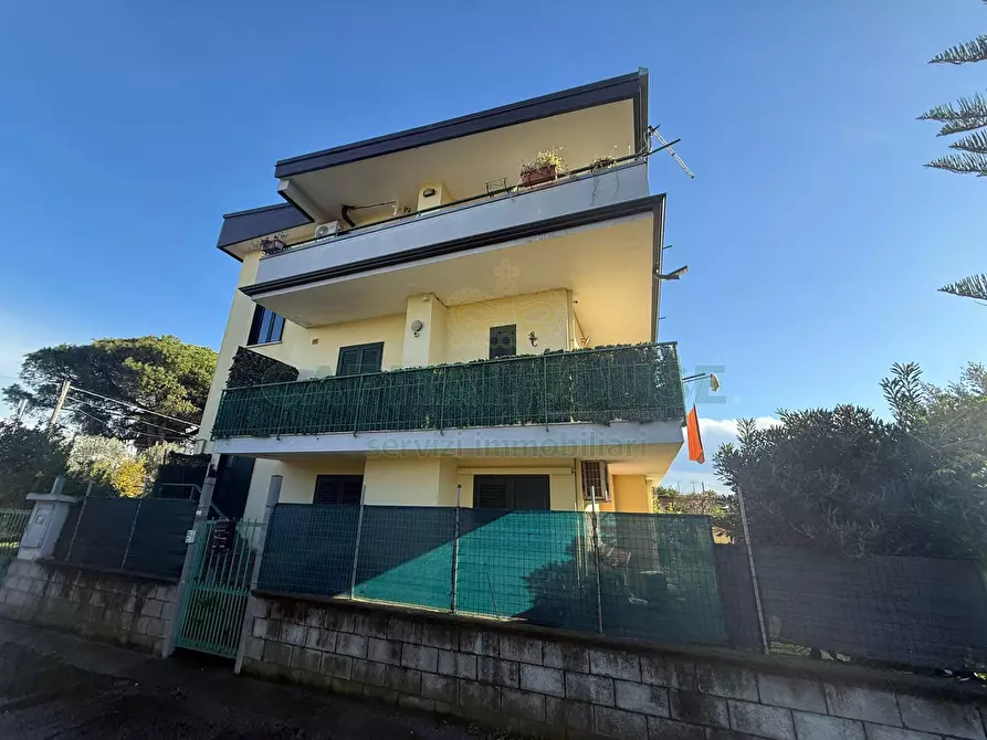 Immagine 3 di Villa in vendita  a Eboli