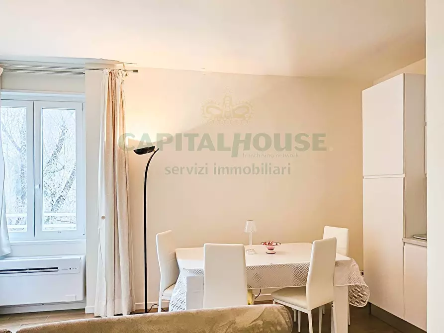 Immagine 10 di Appartamento in vendita  in Via Fortezza a Milano