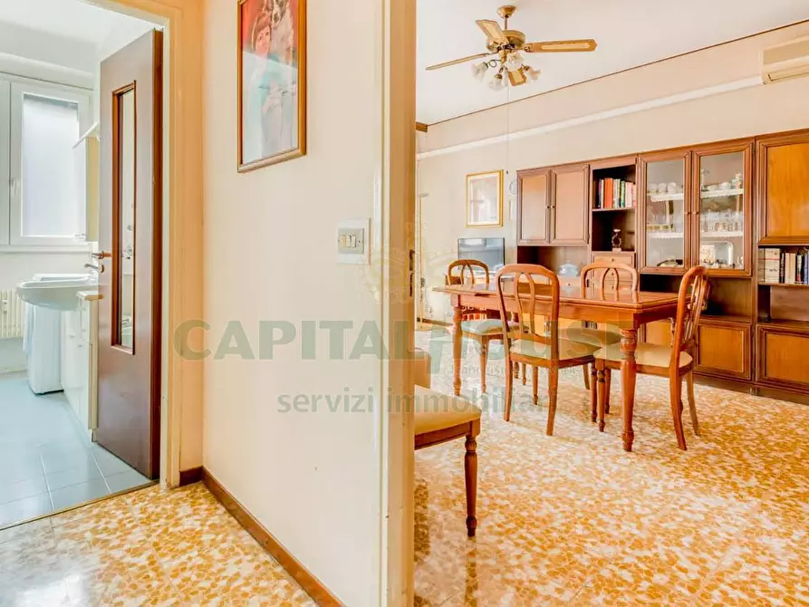 Immagine 11 di Appartamento in vendita  in Via Doberdo' a Milano