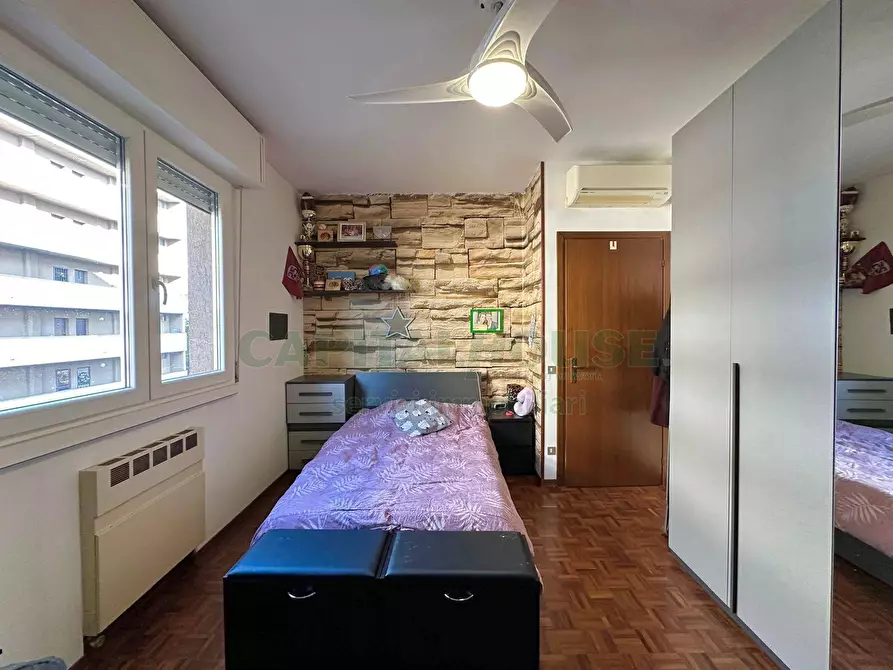 Immagine 32 di Appartamento in vendita  in Via Francesco Zanardi a Bologna