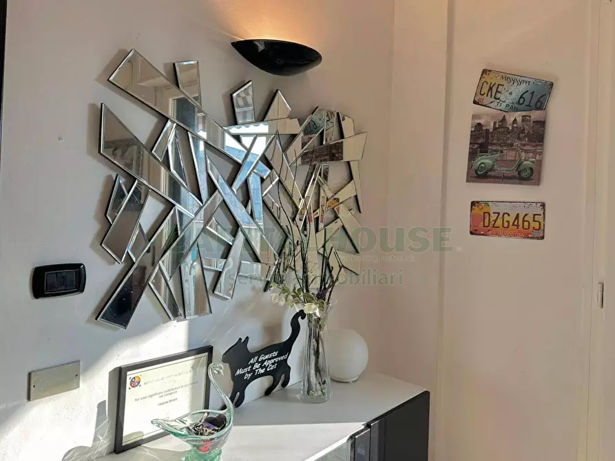 Immagine 8 di Appartamento in vendita  in Via Francesco Zanardi a Bologna