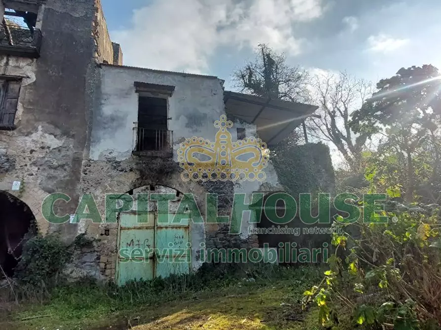 Immagine 8 di Casa semindipendente in vendita  in via capra bianca a Saviano