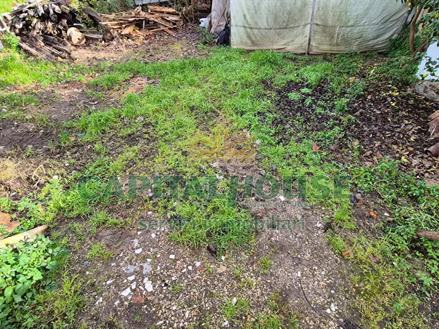 Immagine 10 di Terreno residenziale in vendita  a Marcianise