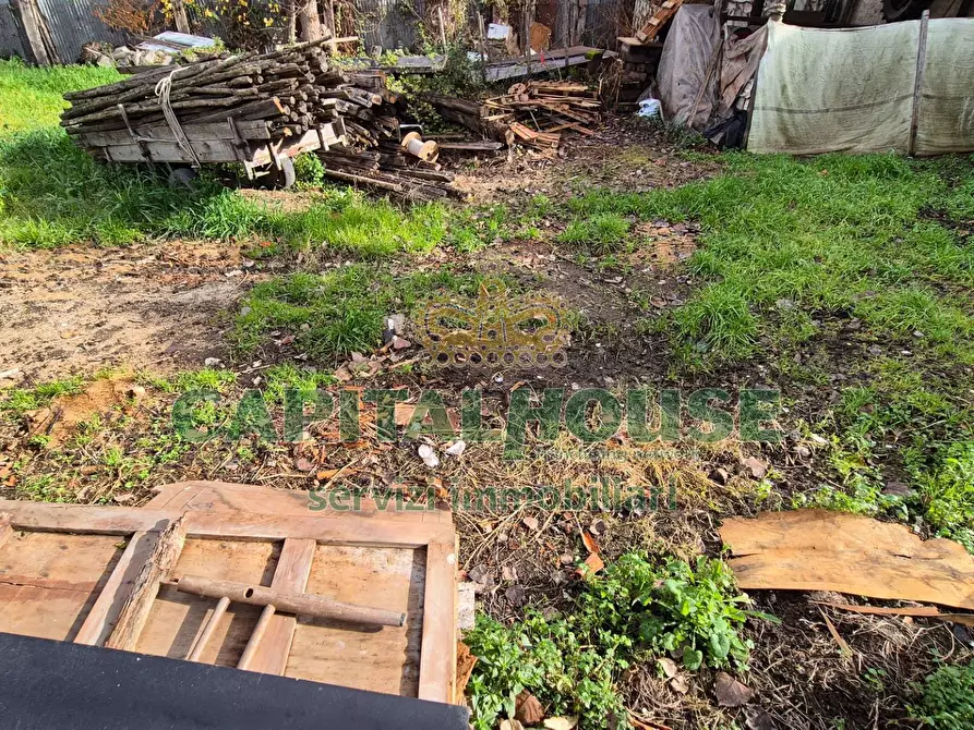 Immagine 12 di Terreno residenziale in vendita  a Marcianise