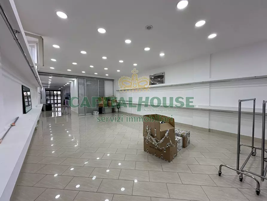 Immagine 11 di Locale commerciale in vendita  in via gaetano ferraioli a San Giuseppe Vesuviano