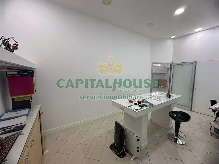 Immagine 17 di Locale commerciale in vendita  in via gaetano ferraioli a San Giuseppe Vesuviano