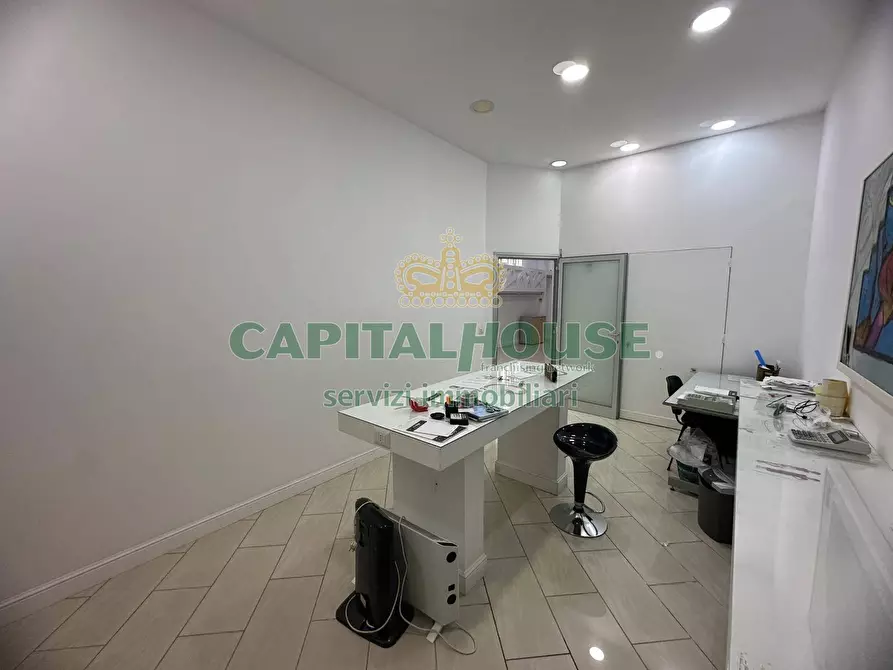 Immagine 18 di Locale commerciale in vendita  in via gaetano ferraioli a San Giuseppe Vesuviano