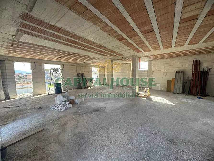 Immagine 12 di Palazzo in vendita  in via saudone a Cercola