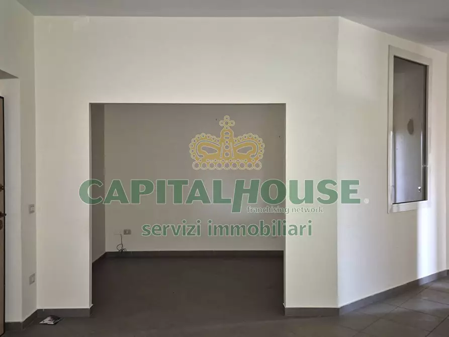 Immagine 4 di Ufficio in vendita  a Camigliano