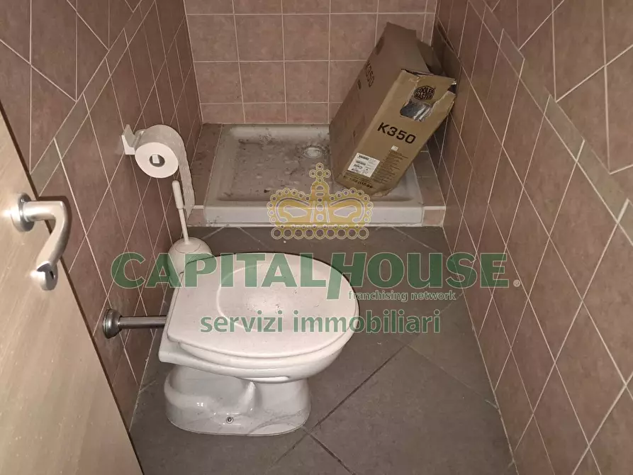 Immagine 13 di Ufficio in vendita  a Camigliano