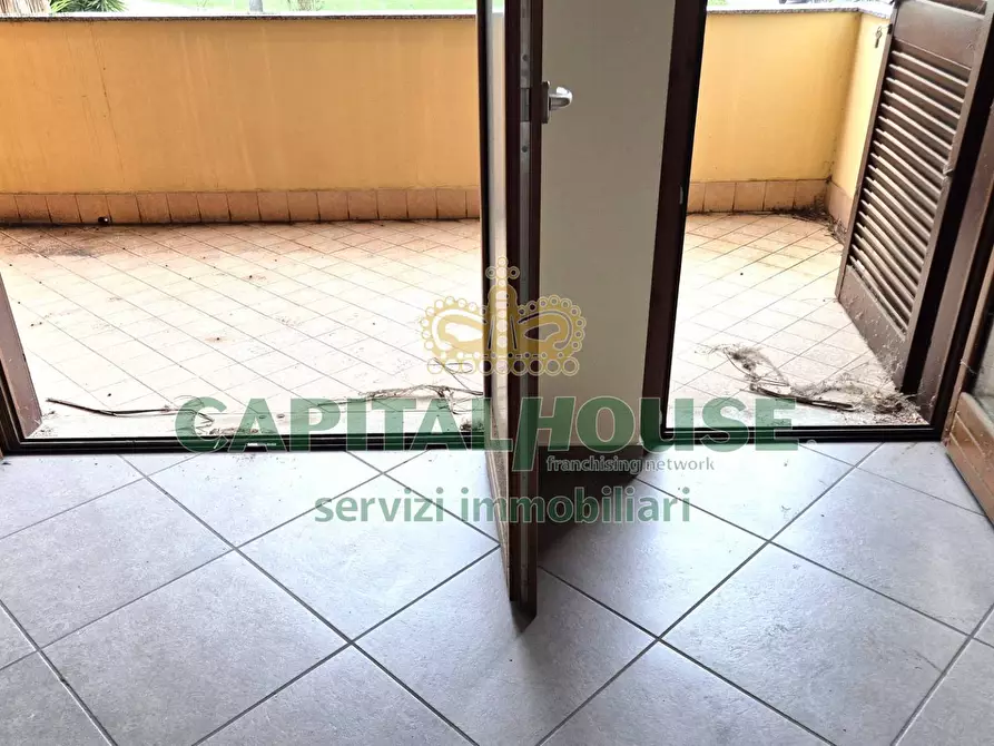 Immagine 18 di Ufficio in vendita  a Camigliano