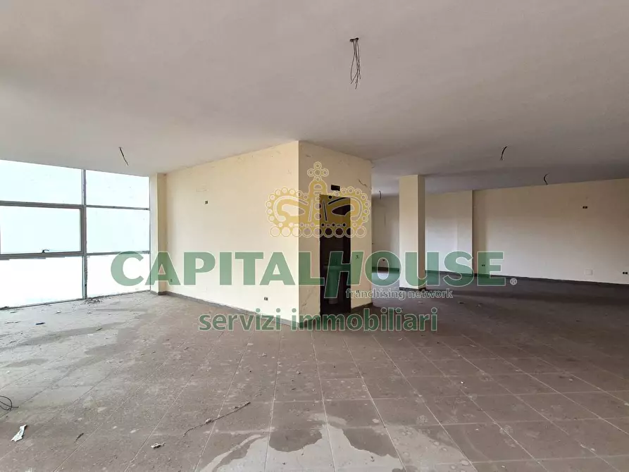 Immagine 9 di Ufficio in vendita  a Camigliano