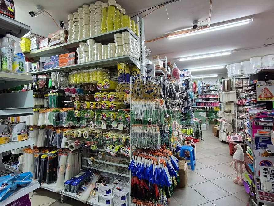 Immagine 13 di Locale commerciale in vendita  a Camigliano