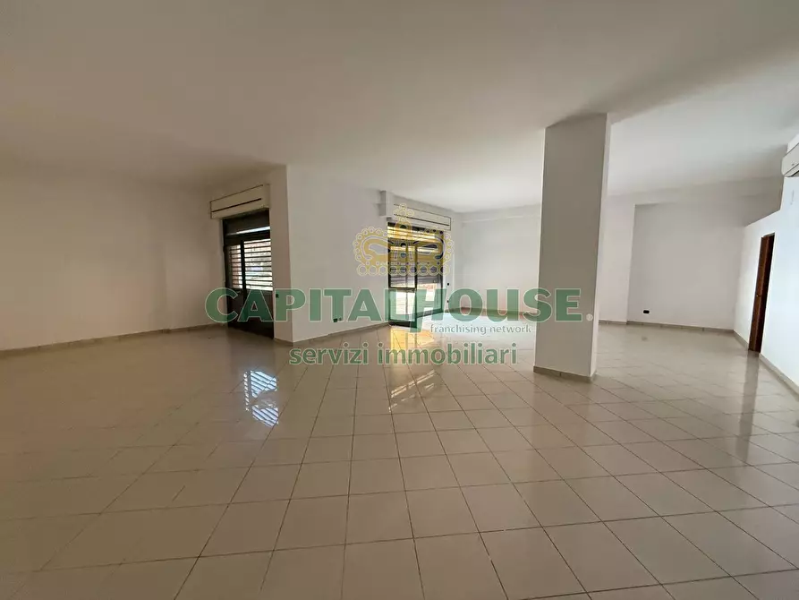 Immagine 2 di Attività commerciale in affitto  a Mercato San Severino