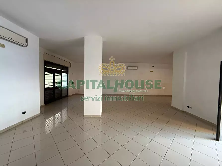 Immagine 3 di Attività commerciale in affitto  a Mercato San Severino