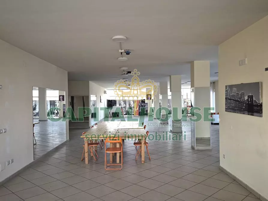 Immagine 24 di Ufficio in vendita  a Camigliano