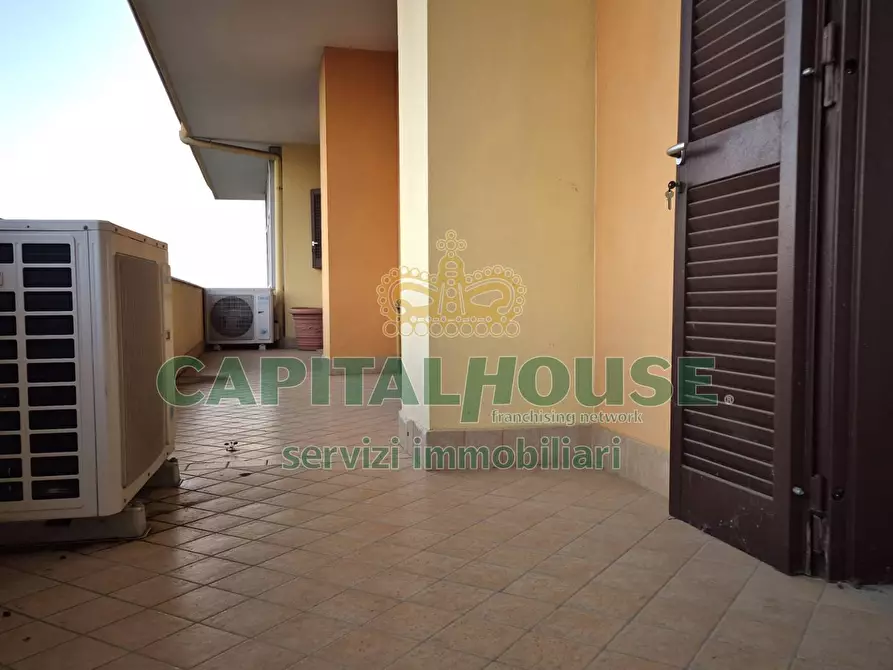 Immagine 32 di Ufficio in vendita  a Camigliano