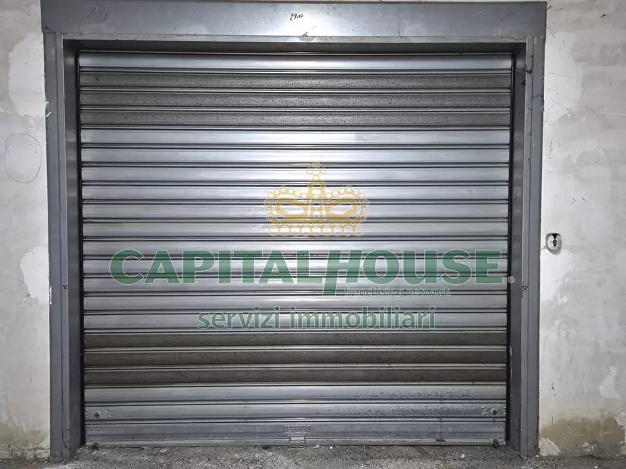 Immagine 36 di Ufficio in vendita  a Camigliano