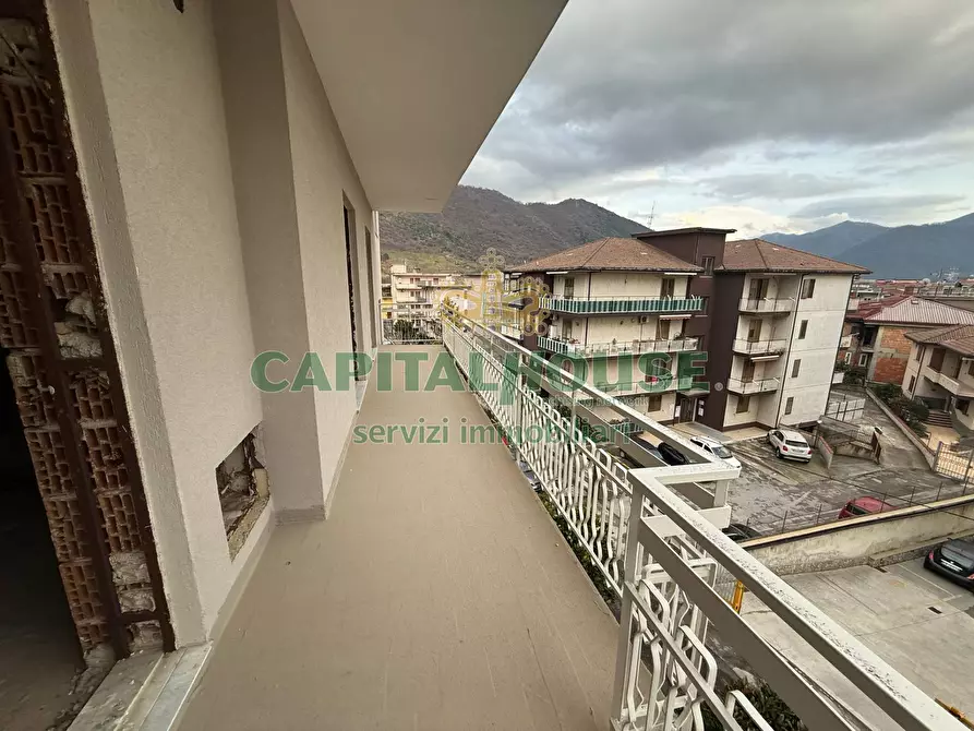 Immagine 4 di Appartamento in vendita  in via zambrano a Siano