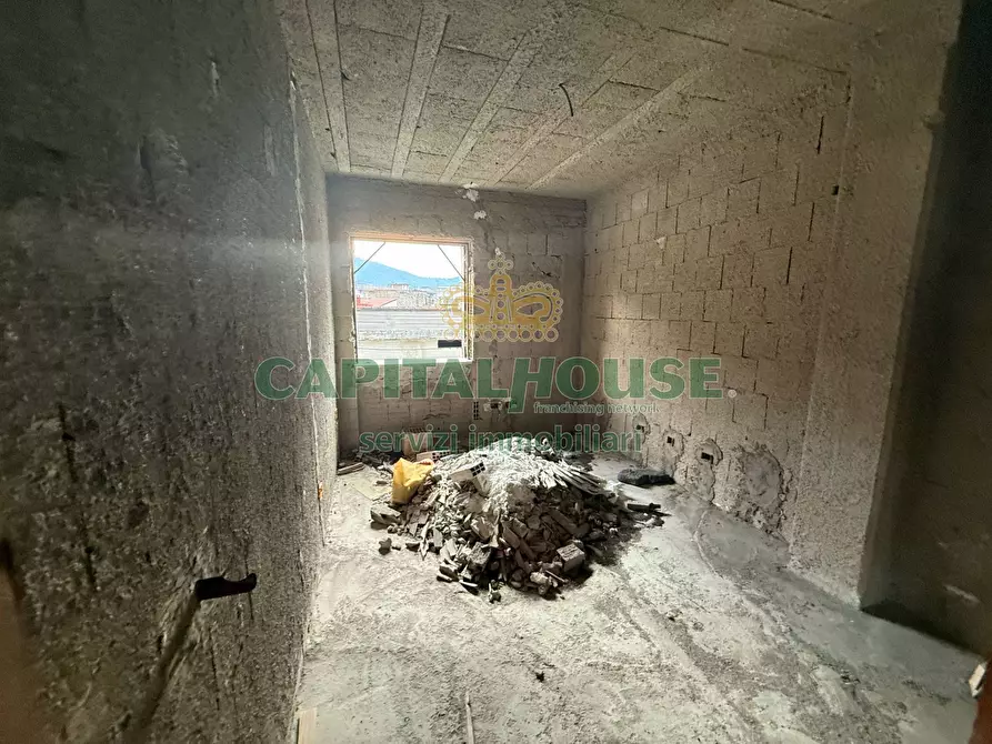 Immagine 9 di Appartamento in vendita  in via zambrano a Siano