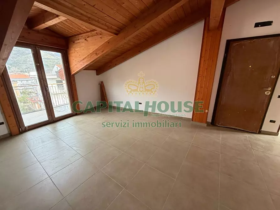 Immagine 3 di Appartamento in vendita  in Via Martiri D' Otranto a Siano