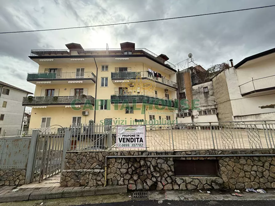 Immagine 11 di Appartamento in vendita  in Via Martiri D' Otranto a Siano