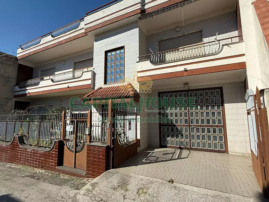 Immagine 1 di Villa in vendita  in Via Mazzini a Roccarainola