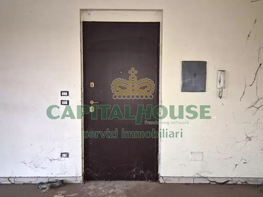 Immagine 6 di Locale commerciale in vendita  a Camigliano